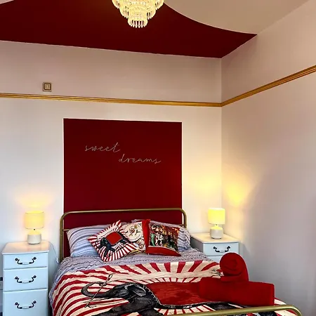 Circus Suite Blackpool Esterno foto
